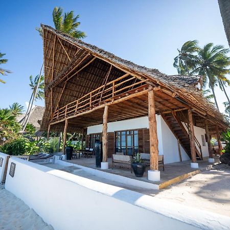 Beachfront Turtle House Zanzibarhouses Кивенгва Экстерьер фото