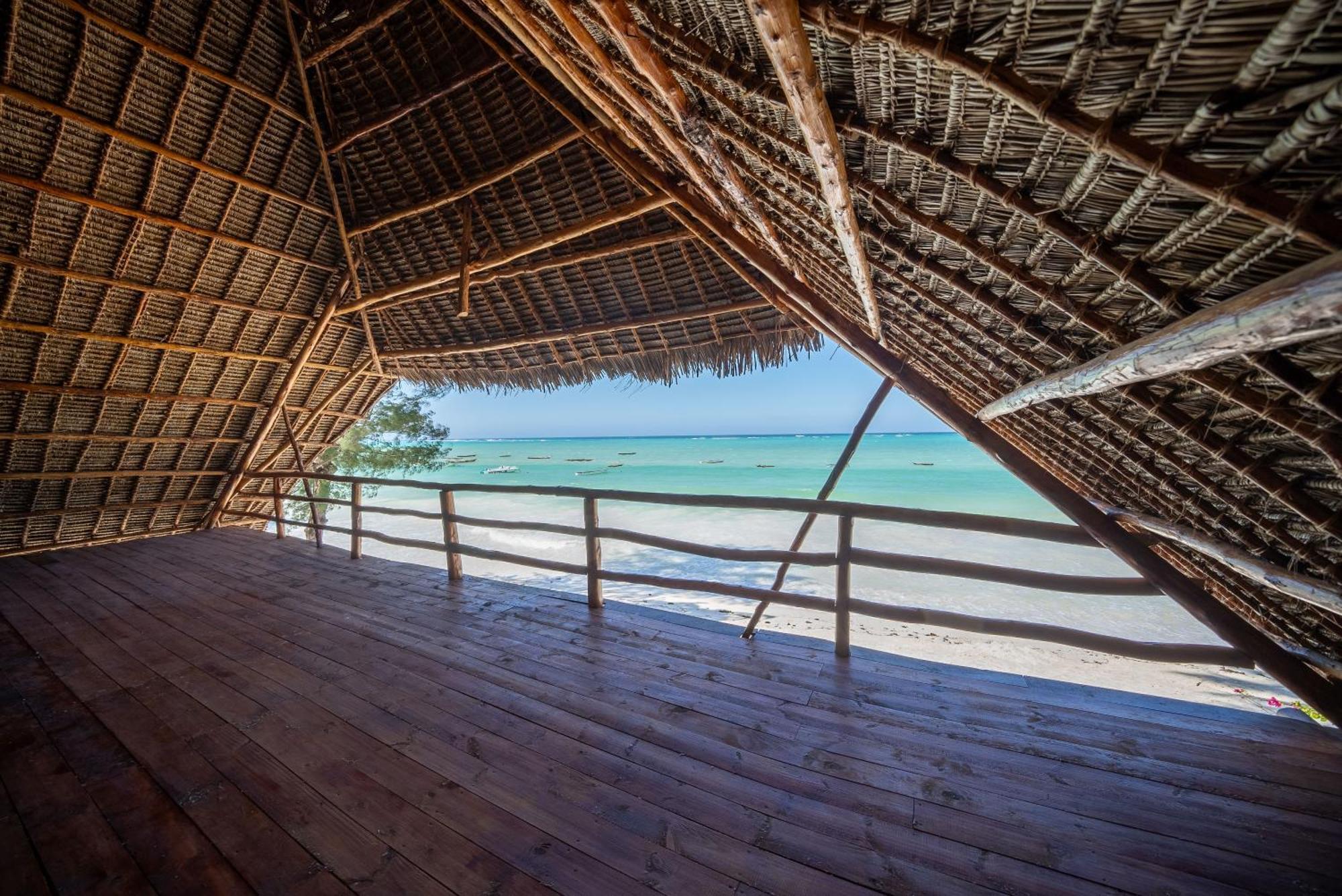 Beachfront Turtle House Zanzibarhouses Кивенгва Экстерьер фото