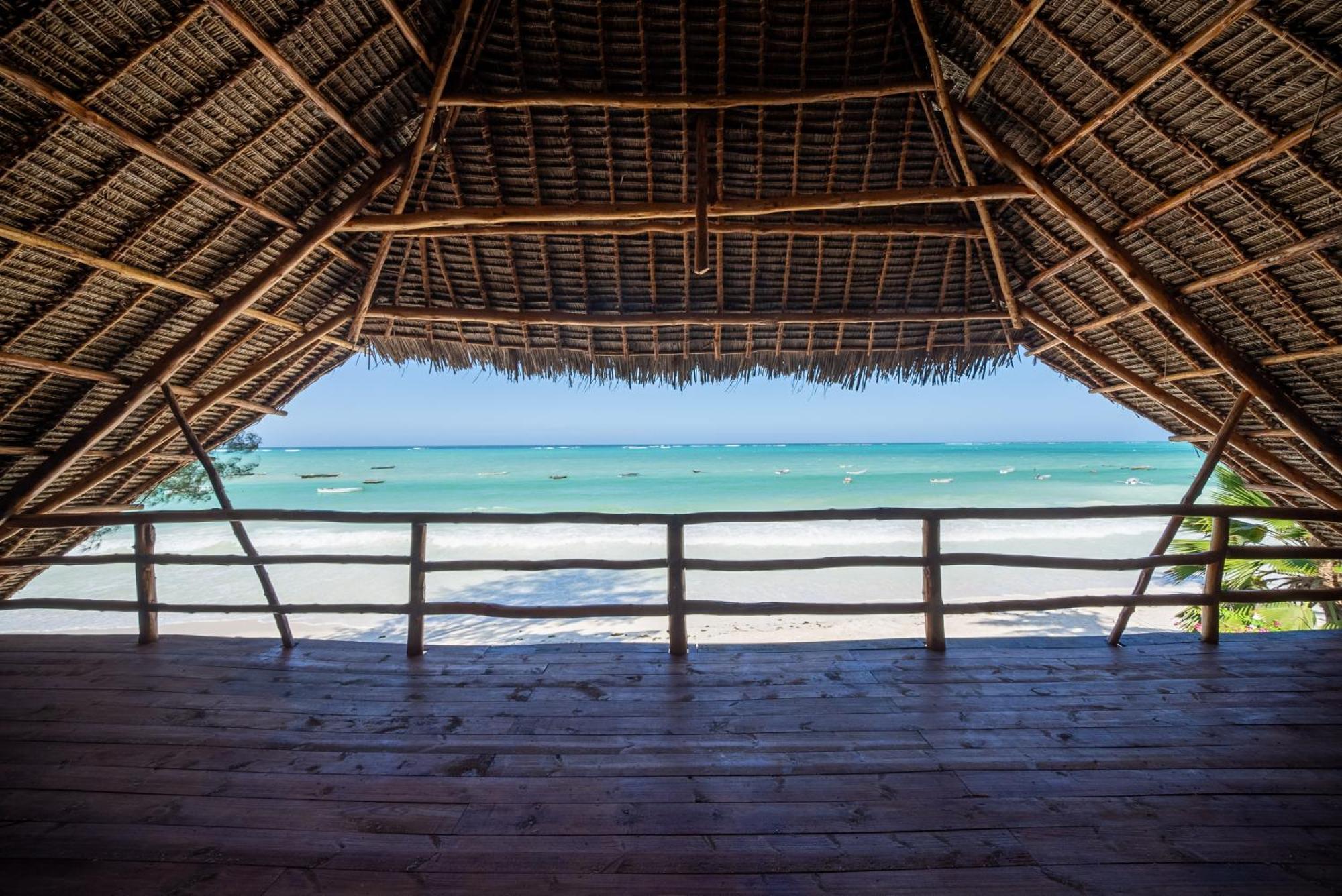 Beachfront Turtle House Zanzibarhouses Кивенгва Экстерьер фото